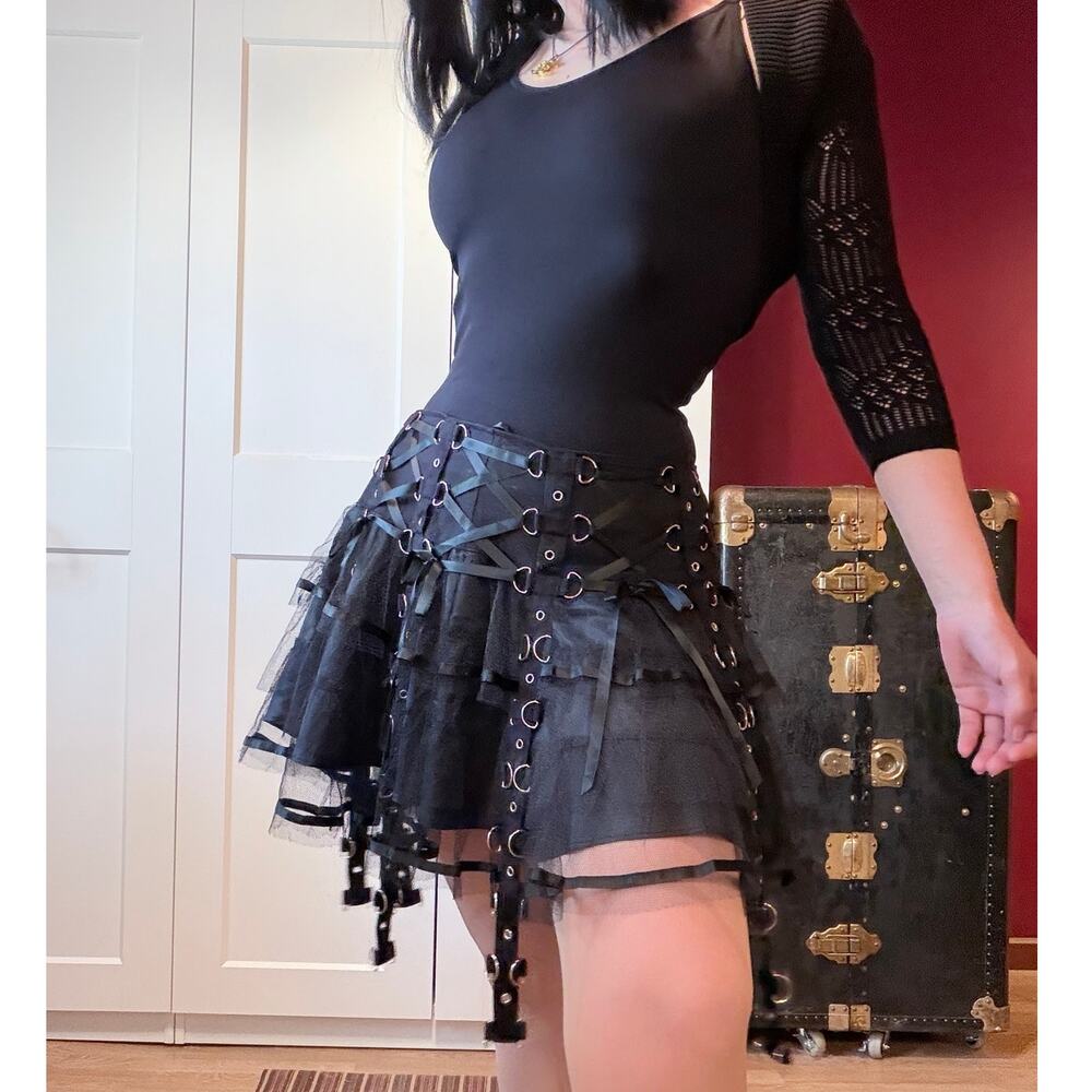 hellbunny black mini skirt with d ring grommets